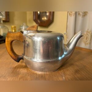 1940s Newmaid Tableware Teapot Magnalium w/Sycamore Handle Art Deco Mid-Century